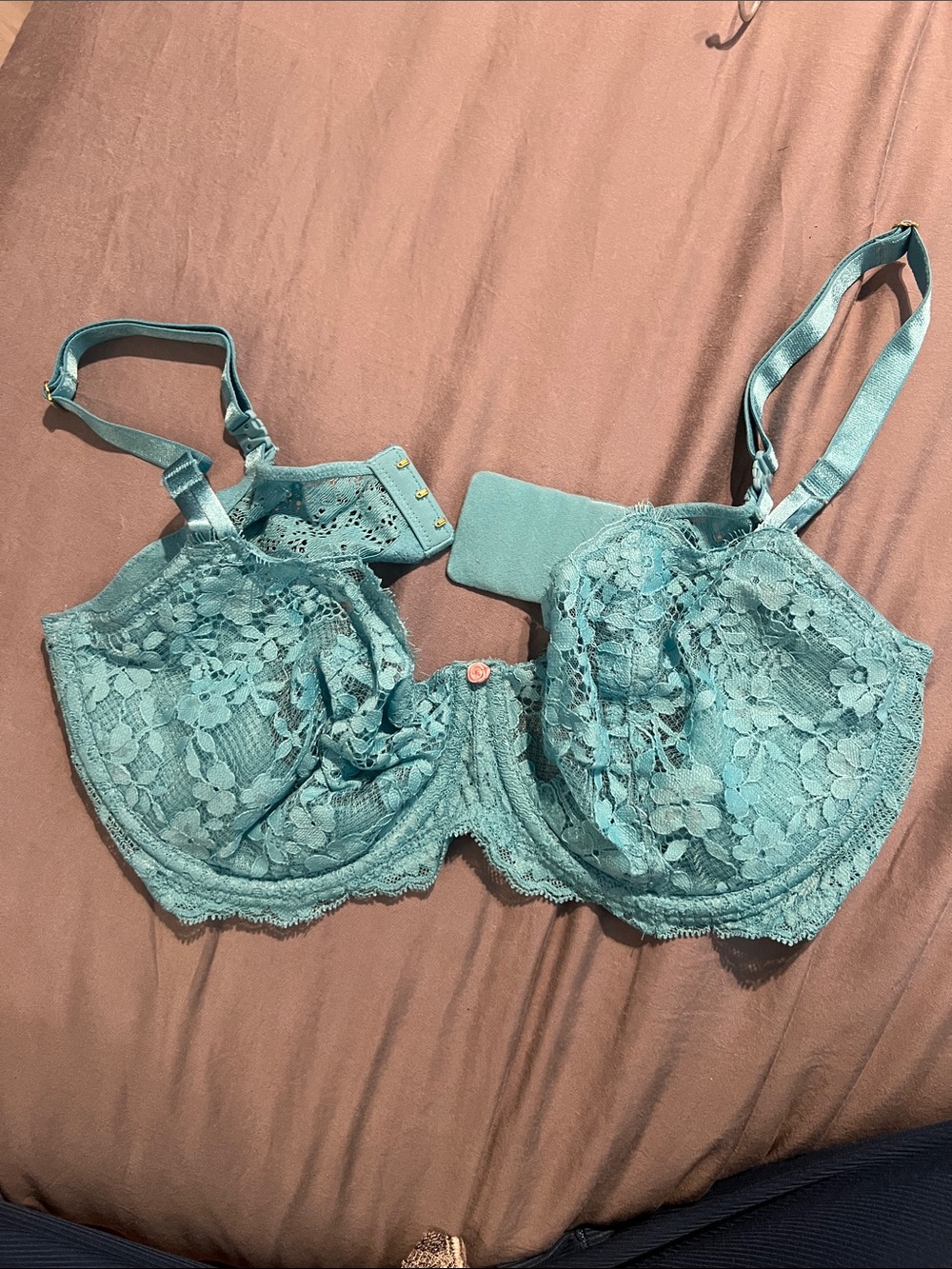 BRAND NEW Victoria's Secret Teal Lace Underwire Bra-NEVER WORN